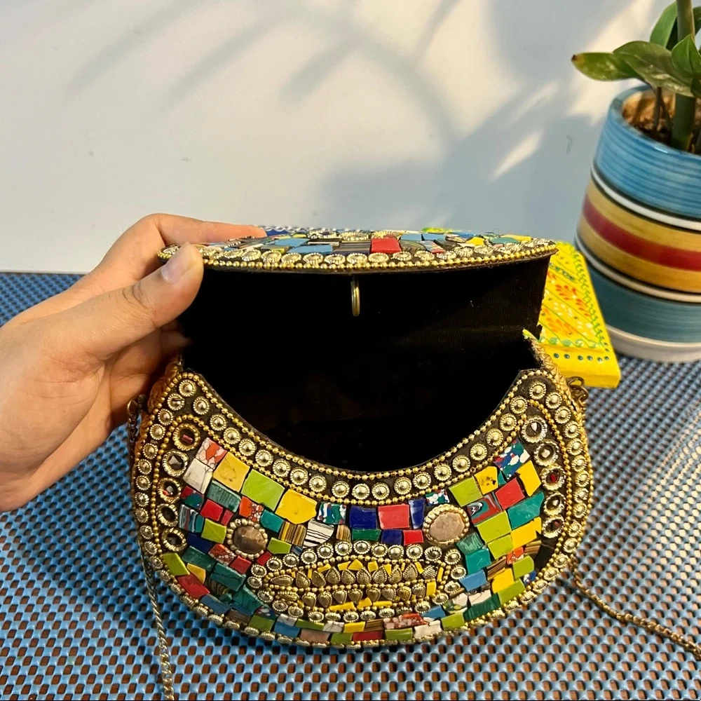 Metal box boho clutch bag! - Picture 2 of 3